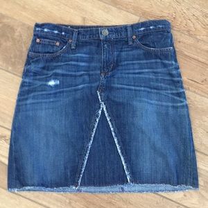 Banana Republic Skirts - Size 28 banana republic distressed denim skirt Banana Republic Skirts - Size 28 banana republic distressed denim skirt